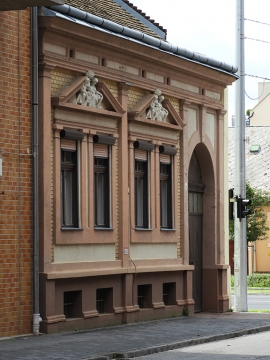Arany János u. 34.