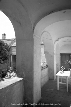 Széchenyi u. 4.
