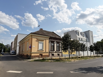 Vörösmarty u. 1.