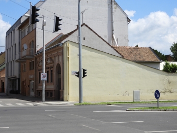 Arany János u. 34.