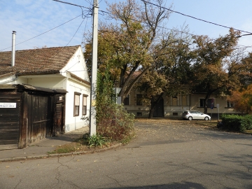 Kígyó u. 42.