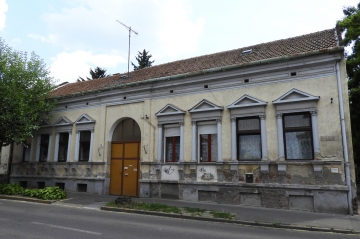 Honvéd u.12.