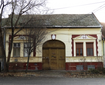 Csokonai u. 42.