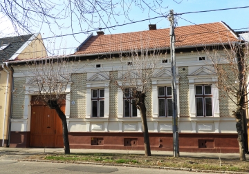 Kígyó u. 33.