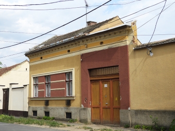 Gólya u. 13.