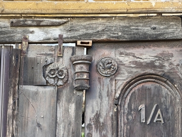 Vörösmarty u. 1.