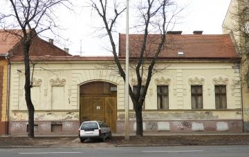 Mester u. 27.