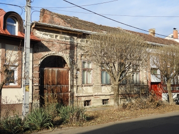Kígyó u. 25.