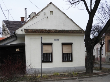 Kígyó u. 42.