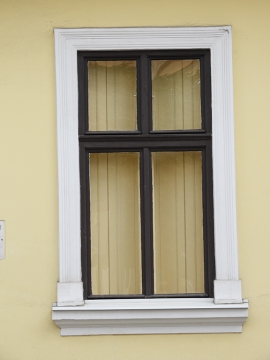 Széchenyi u. 4.