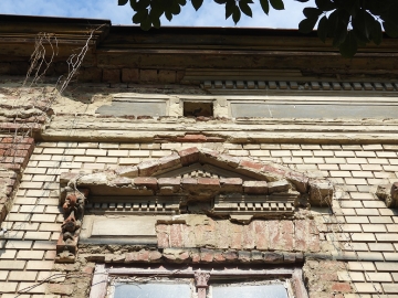 Kígyó u. 25.