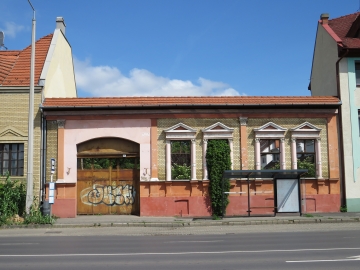 Mester u. 21.