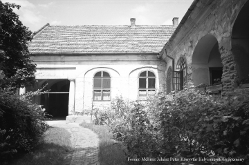 Széchenyi u. 4.