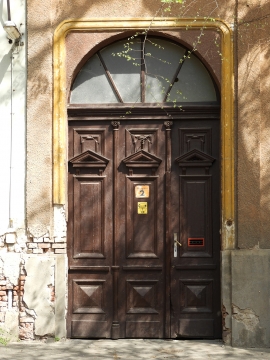 Tóth Árpád u. 2.