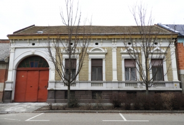 Jókai u. 35.