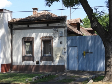 Nyíl u. 42.